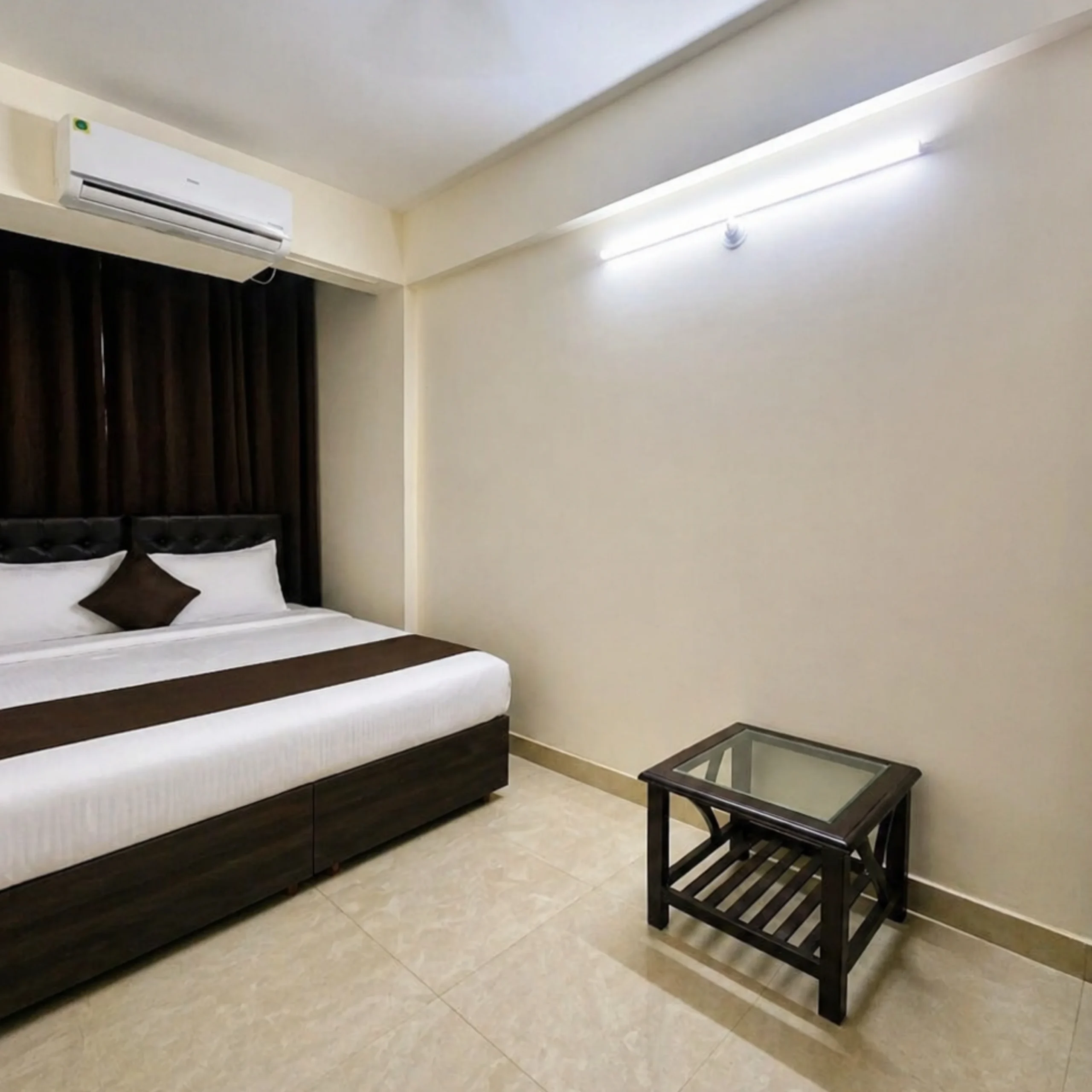 Plaza Suite